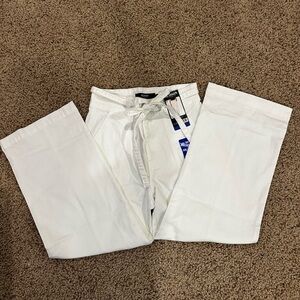 NWT Hudson brand pants with waist tie in a paper bag style. Size‎ 10–30.